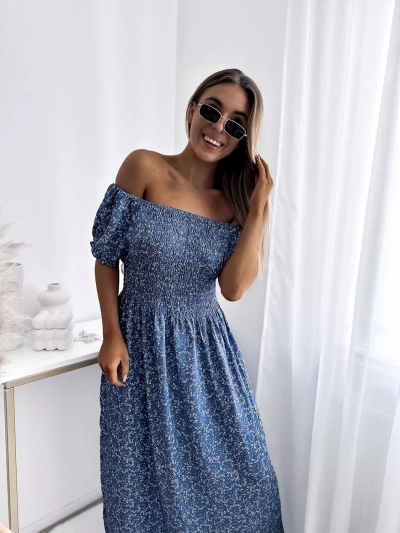 Blaues Midikleid mit Blumenmuster - Kleidung
