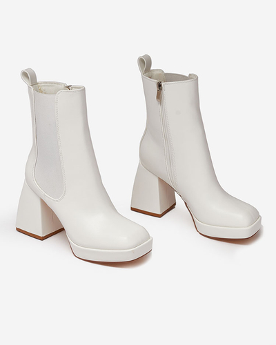 Royalfashion Білі жіночі черевики на шпильці Farhera