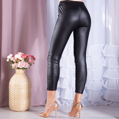 Чорні лосіни з мереживною вставкою - Штани