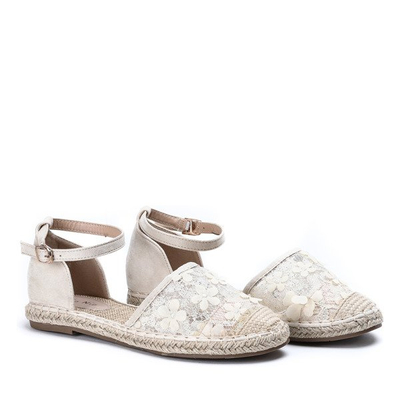 Beige Espadrilles mit Spitzenstickerei von Eliza - Schuhe 1