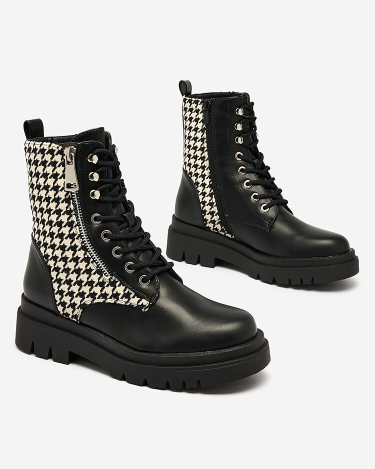 Royalfashion Schwarze Damenstiefel mit Zatafel-Pepita-Einsatz