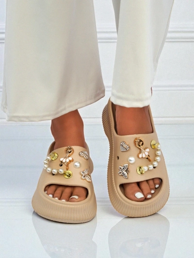 Royalfashion Damen-Gummisandalen mit Verzierungen Slash Glam