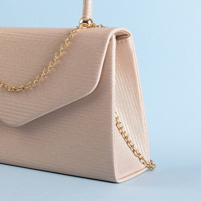 Елегантна золота сумочка на ланцюжку