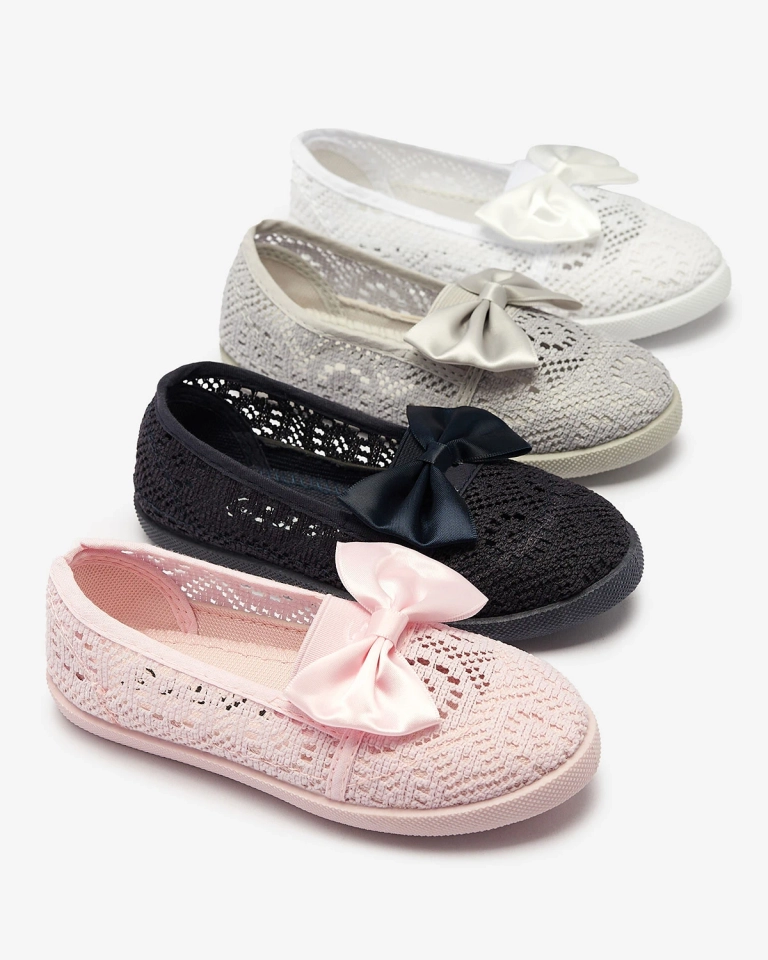 OUTLET Royalfashion Weiße Slipper für Mädchen mit Schleife Sweet Time