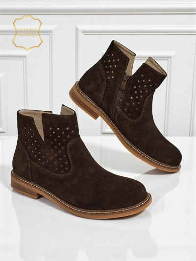 Ariadne Stiefeletten aus natürlichem dunkelbraunem Wildleder, flache Absätze 3 cm