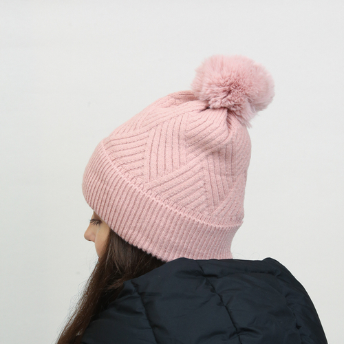 Рожева жіноча утеплена шапка з помпоном - Аксесуари