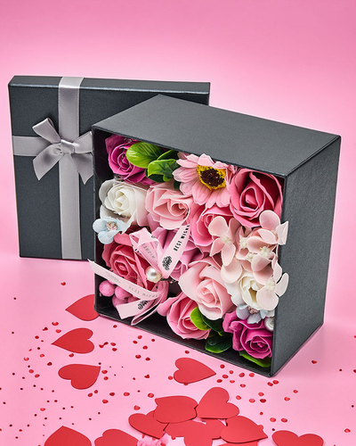 Royalfashion Flowerbox Blumen in einer Box
