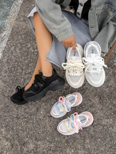 Royalfashion Damen sportliche Sneakers auf dickerer Sohle Loness