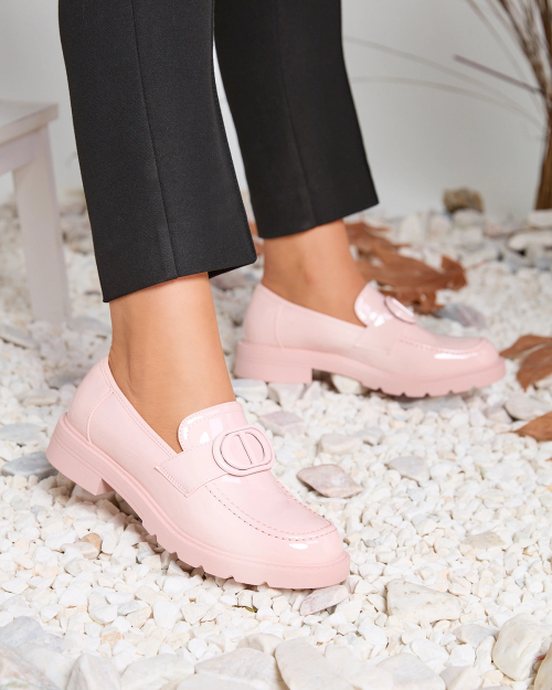 Рожеві жіночі лаковані мокасини Glidef Royalfashion