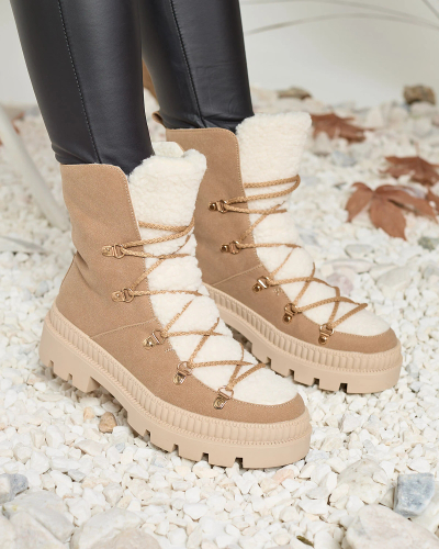 Royalfashion Beige isolierte Damen Trapper Boots mit Schafsfell Lery Walk