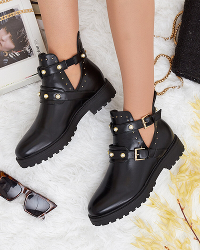 Royalfashion Schwarze Damenstiefel mit flachem Absatz und Verzierungen Pearl Elegance