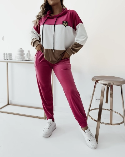 Жіночий смугастий світшот Royalfashion в кольорі фуксія