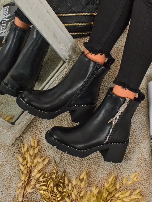 Жіночі ботильйони на підборах Ashen Life