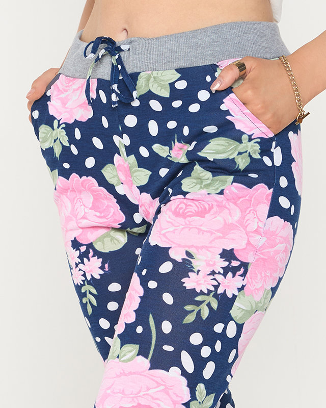 Marineblaue 3/4-Shorts für Damen mit rosa Blumen - Kleidung