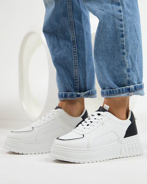 Чорно-білі жіночі кросівки на масивній підошві Cerecha