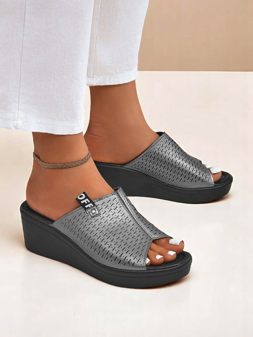 Royalfashion Жіночі шльопанці на танкетці Luna Wedge