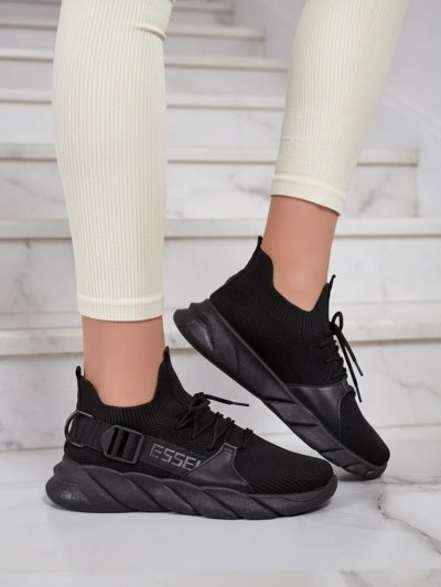 Esmeralda Schwarze Sneakers mit flachem Absatz