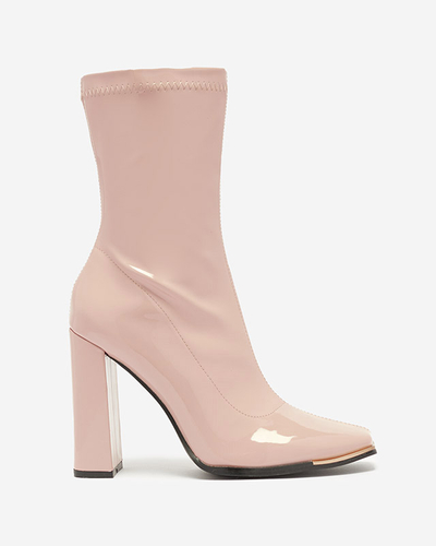 Hellrosa Damen-Lackstiefel auf dem Rekila-Pfosten - Schuhe