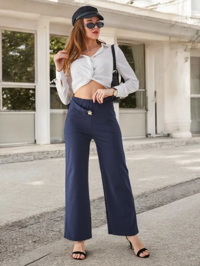 Royalfashion Baumwollweite Damenhose mit gürtelähnlicher Verzierung