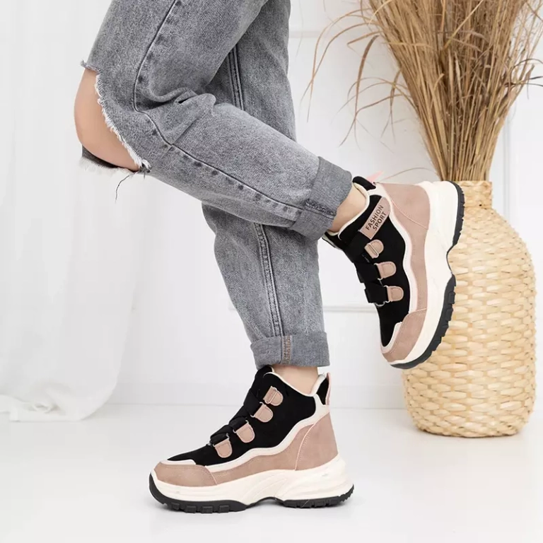 OUTLET Damen Sportschuhe Filippa rosa isoliert - Schuhe