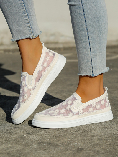 Royalfashion Damenschlüpfschuhe aus Netzstoff mit Blumen Emzos