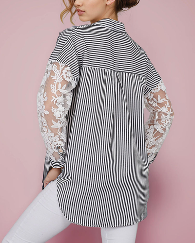 Royalfashion Gestreiftes Damenshirt mit Spitze