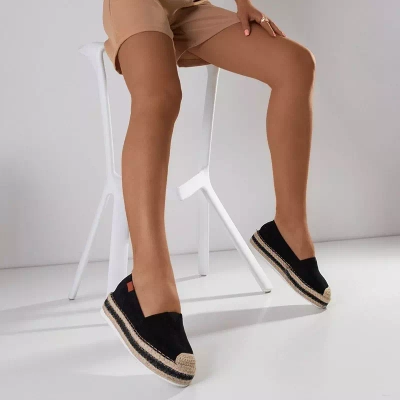 OUTLET Schwarze Damen-Espadrilles auf der Molandia-Plattform - Schuhe
