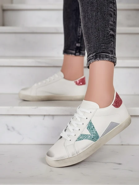 Royalfashion Sportliche Damen-Sneaker mit Verzierungen Ginn