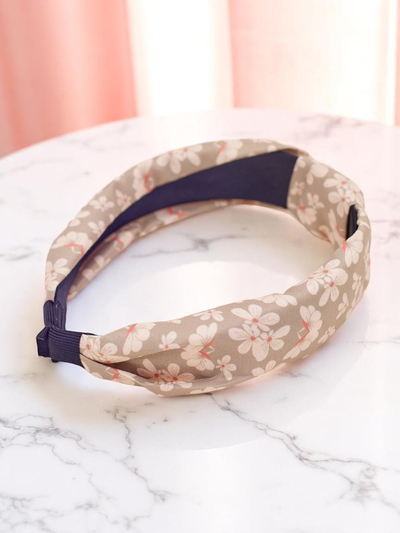 Royalfashion Haarreif mit geflochtenem Blumenmuster Florinda