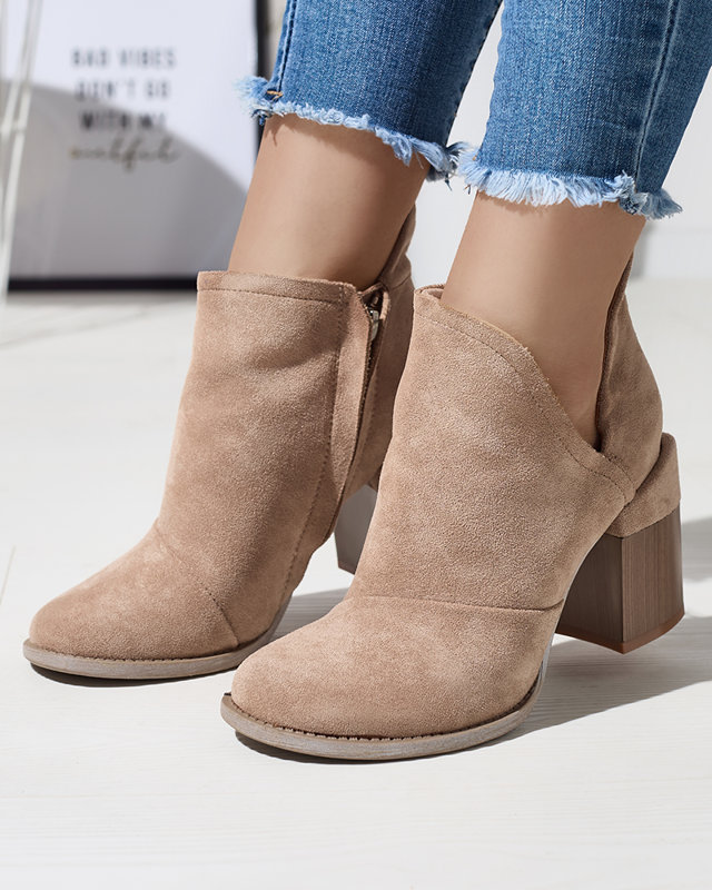 Hellbraune Damenstiefel mit Cutouts Encura- Footwear