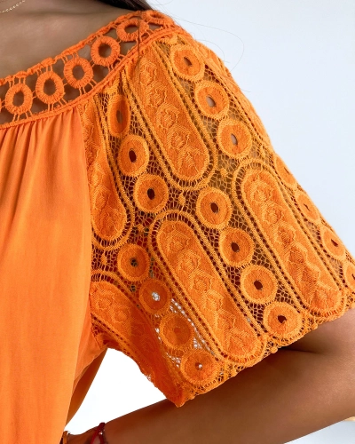 Royalfashion Orangefarbenes Damenkleid mit Spitzeneinsätzen