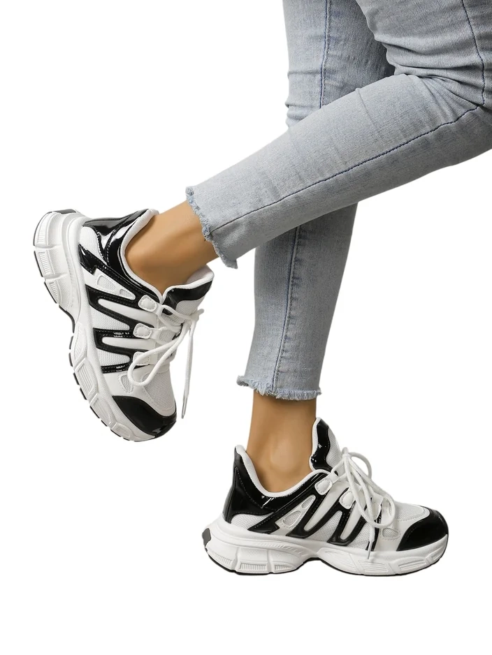 Royalfashion Damen sportliche Sneakers auf dickerer Sohle Loness