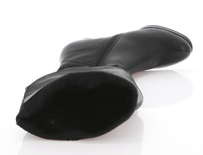 Schwarze, oberschenkelhohe Damenstiefel auf dem Yuiu Post - Footwear