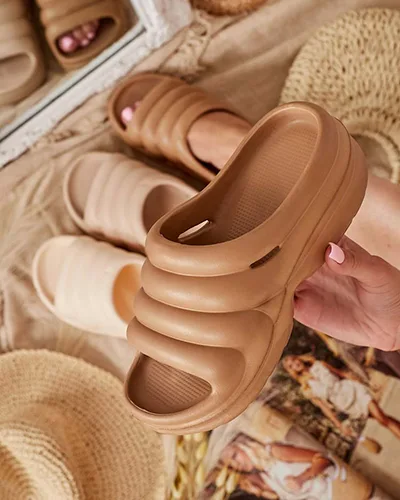 Royalfashion Жіночі шльопанці гумові Koriv