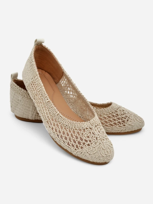 Royalfashion Жіночі перфоровані балетки Annete