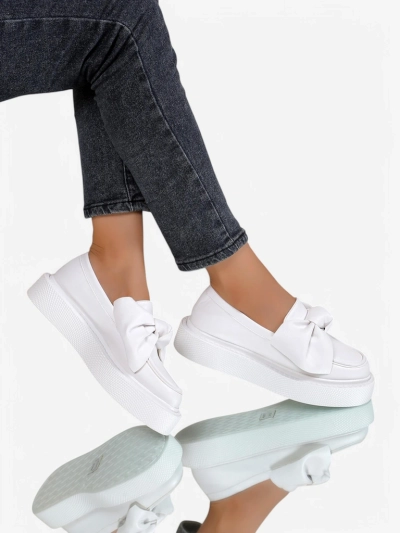 Royalfashion Elegante Damenmokassins mit einer Schleife Ortto