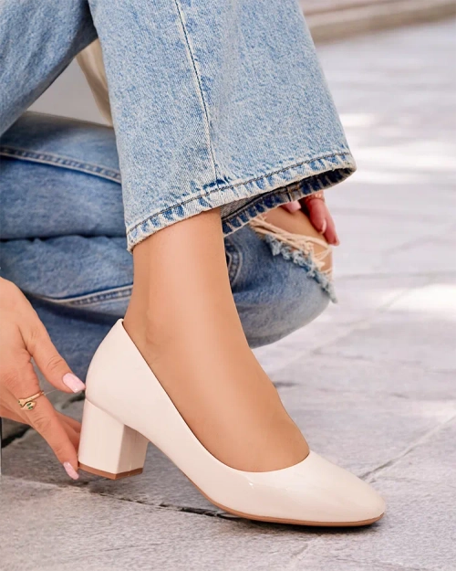 Royalfashion Жіночі туфлі на низькому каблуці Penoi