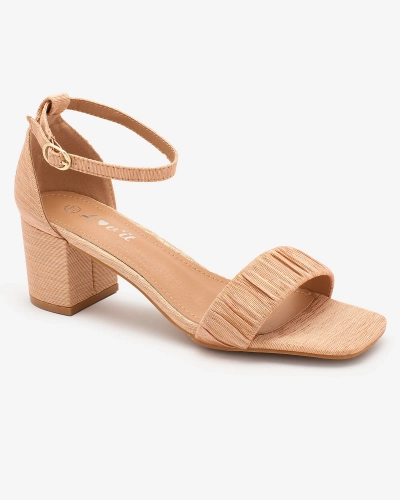 OUTLET Royalfashion Glänzende, niedrige Damen-Stiletto-Sandalen in Roségold Oefa