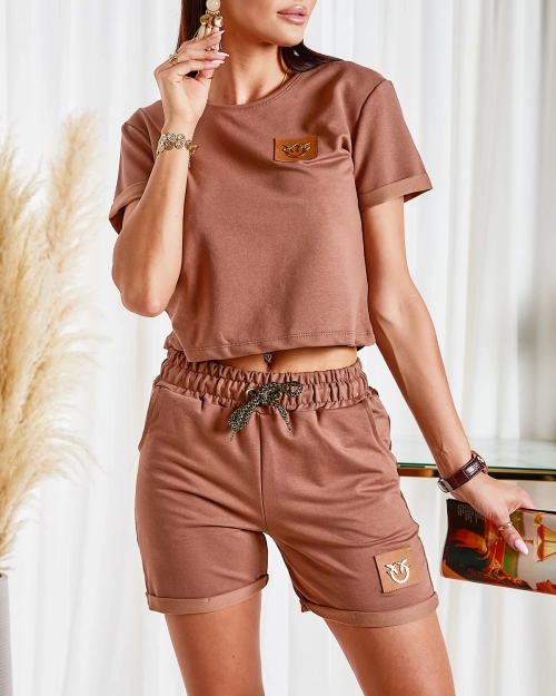 Жіночий спортивний комплект Royalfashion коричневий з нашивками