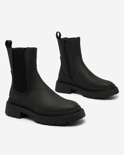 Royalfashion Schwarze matte Damenstiefel Tavebra mit flachem Absatz