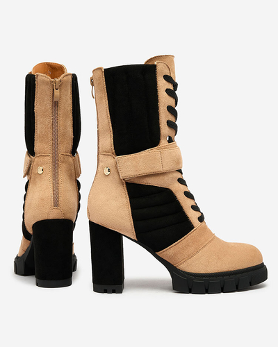 Royalfashion Hellbraune isolierte Damenstiefel Sehhra post