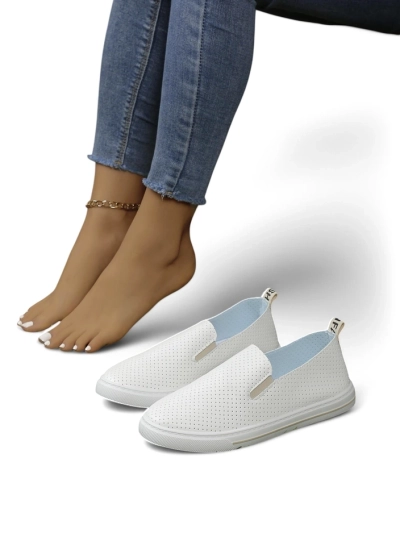 Royalfashion Damen Cutout Slip-On Schuhe Eppes