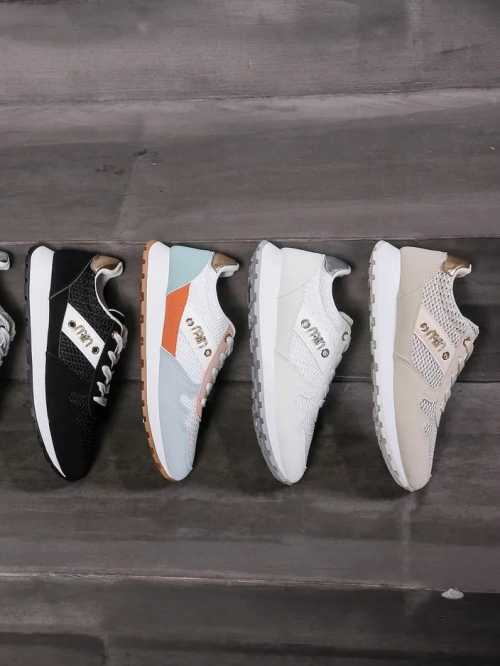 Royalfashion Жіночі спортивні кросівки Позитивні