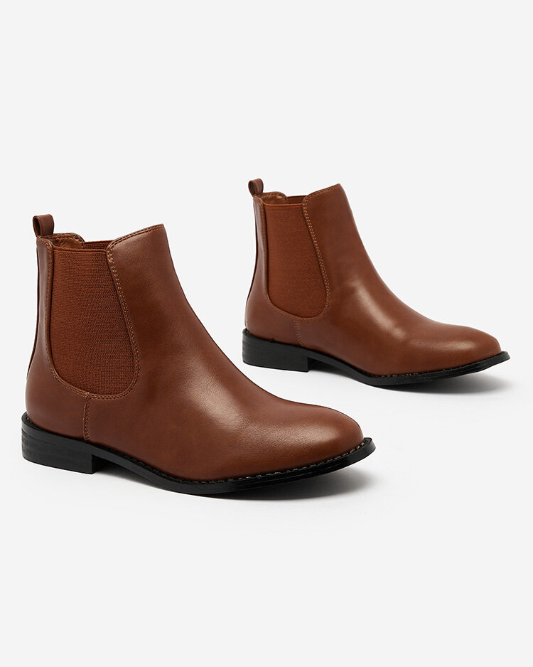 Royalfashion Schwarze Damenstiefel a'la sztyblety mit Verzierungen Ederte