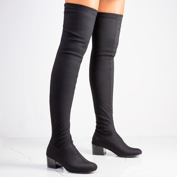 Schwarze Netzstiefel am Hestia-Pfosten - Schuhe