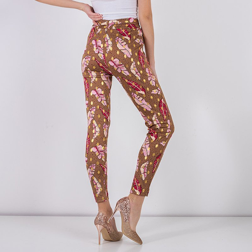 Коричневі жіночі штани з принтом