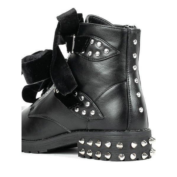 Black boots with Jega decorations - Footwear