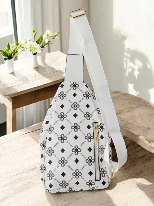 Royalfashion Маленький жіночий рюкзак з еко-шкірки з ведмедиком на одне плече