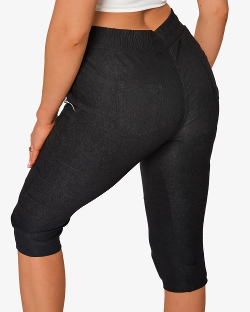 Жіночі чорні тканинні шорти 3/4 PLUS SIZE- Одяг