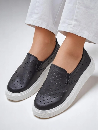 Royalfashion Perforierte Damenschlupfschuhe Emayla
